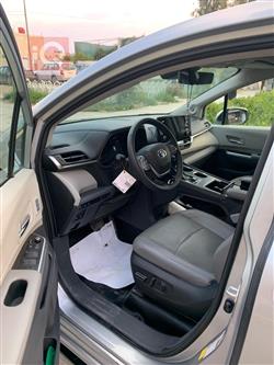 تۆیۆتا سیانا